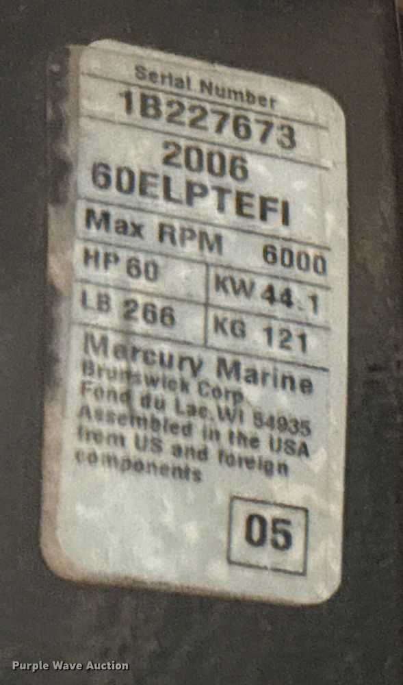 image for item ES5581 2005 Mercury Big Foot outboard engine