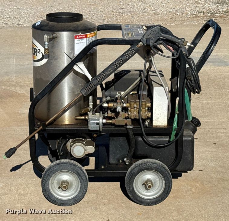 image for item ES5582 Whitco Raider 216RS hot pressure washer