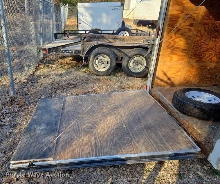 image for item ET1096 2007 Forrest River enclosed cargo trailer