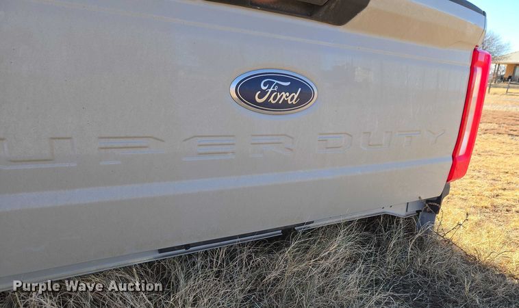 image for item ET1097 Ford pickup truck bed