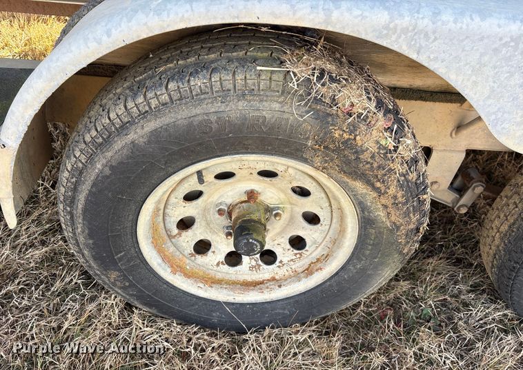 image for item ET7469 1994 Predator 196 boat