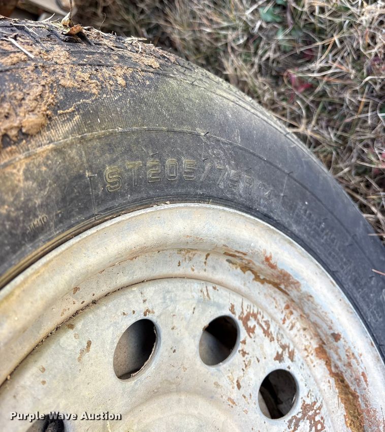 image for item ET7469 1994 Predator 196 boat