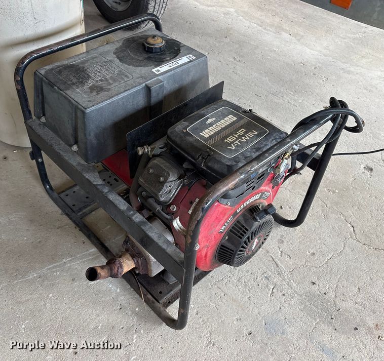 image for item ET7470 Briggs and Stratton generator