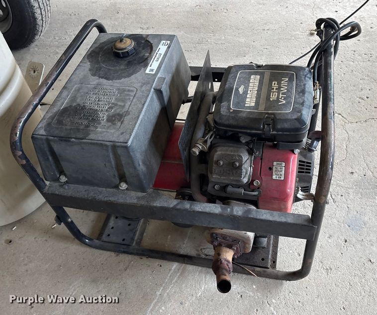 image for item ET7470 Briggs and Stratton generator