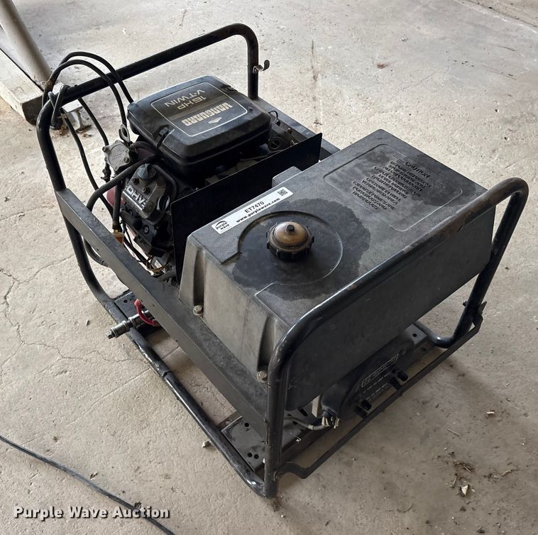 image for item ET7470 Briggs and Stratton generator