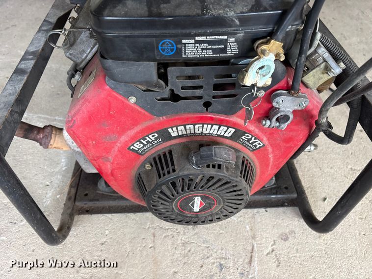 image for item ET7470 Briggs and Stratton generator