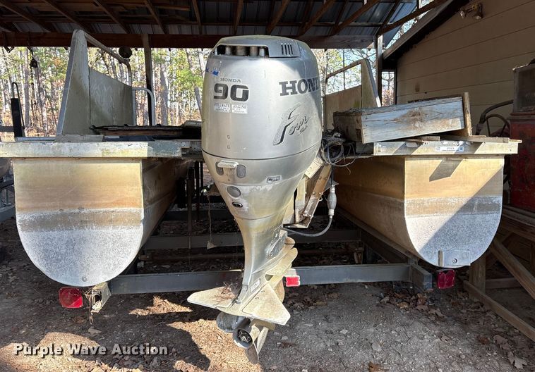 image for item ET7479 1992 Sundancer pontoon boat