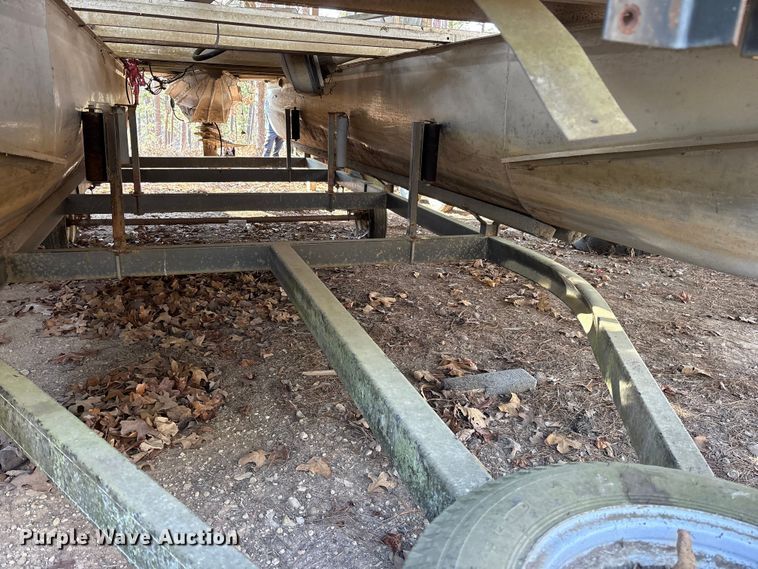 image for item ET7479 1992 Sundancer pontoon boat