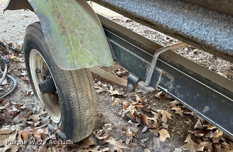 image for item ET7479 1992 Sundancer pontoon boat