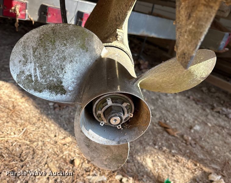 image for item ET7479 1992 Sundancer pontoon boat