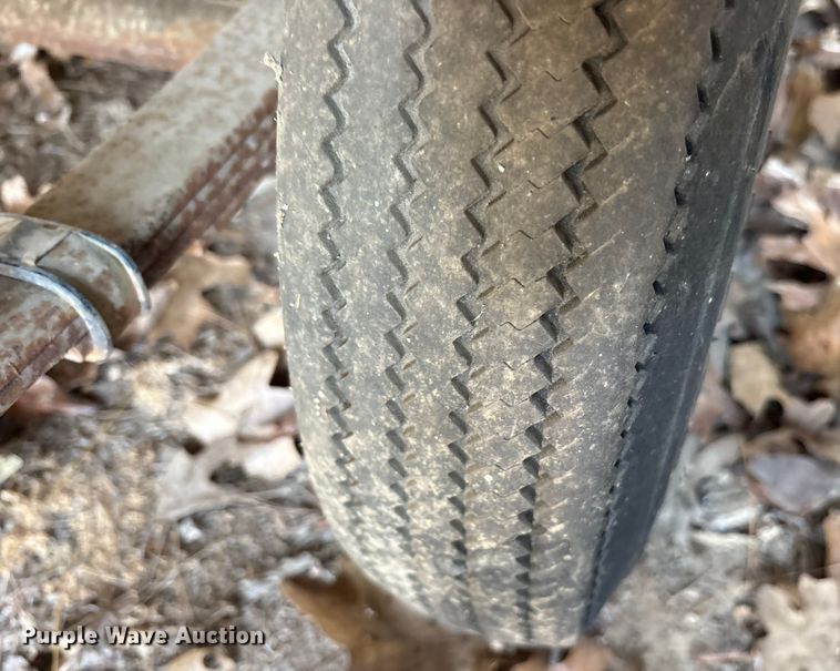 image for item ET7479 1992 Sundancer pontoon boat