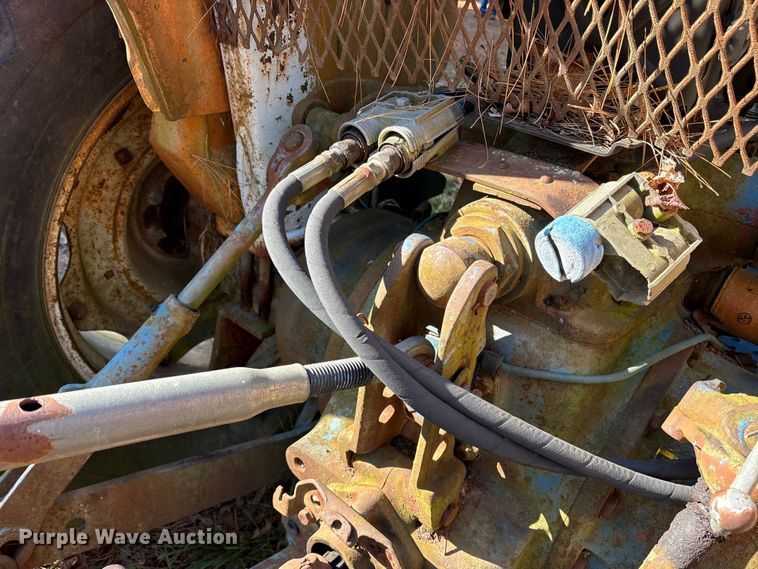 image for item ET7480 Ford 6600 tractor