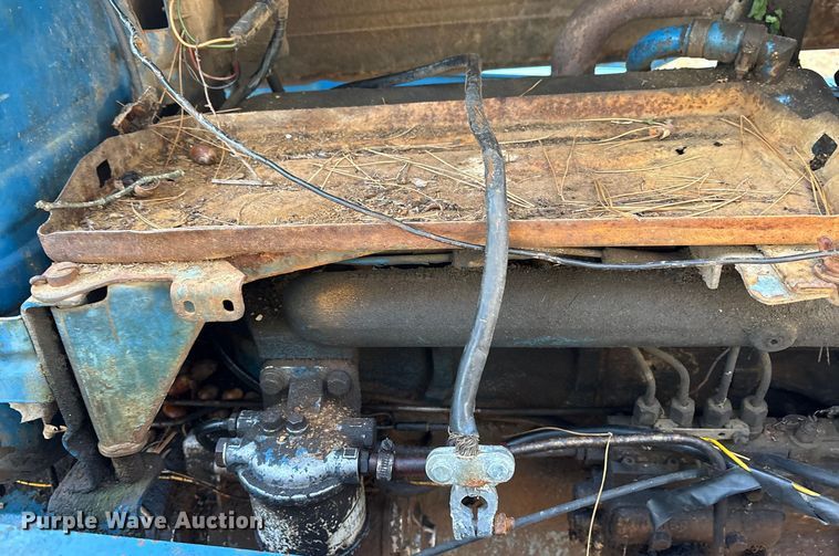 image for item ET7480 Ford 6600 tractor
