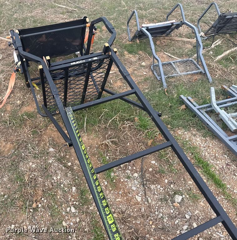 image for item EU4027 (4) ladder stands