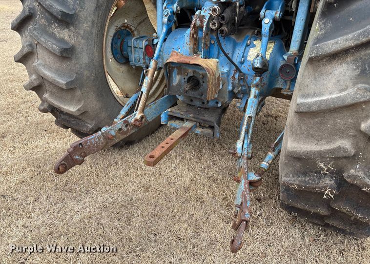 image for item FI1542 Ford 7710 MFWD tractor