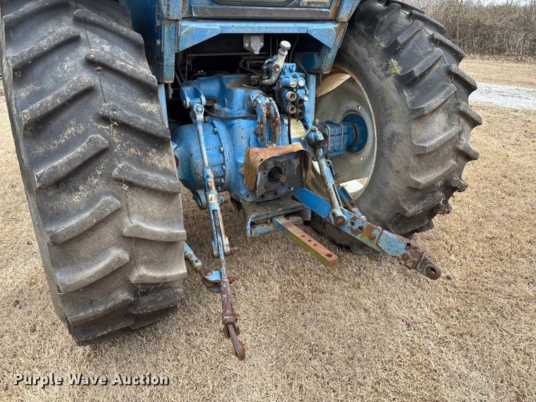 image for item FI1542 Ford 7710 MFWD tractor