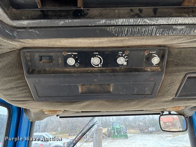 image for item FI1542 Ford 7710 MFWD tractor