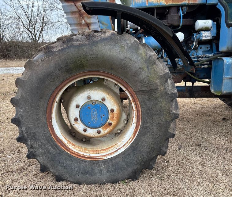 image for item FI1542 Ford 7710 MFWD tractor