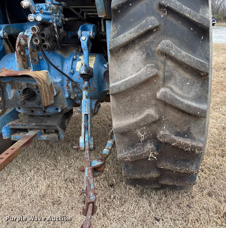 image for item FI1542 Ford 7710 MFWD tractor