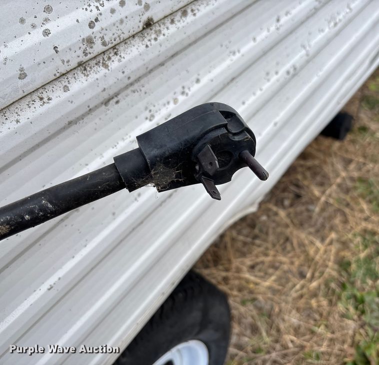 image for item FI1570 2005 Gulf Stream Cavalier camper