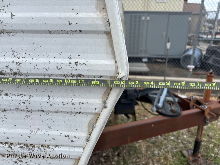 image for item FI1570 2005 Gulf Stream Cavalier camper