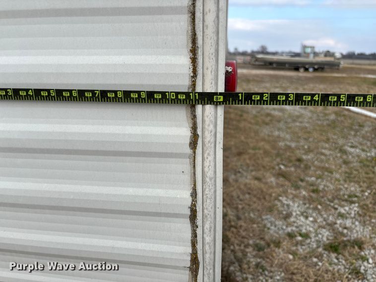 image for item FI1570 2005 Gulf Stream Cavalier camper