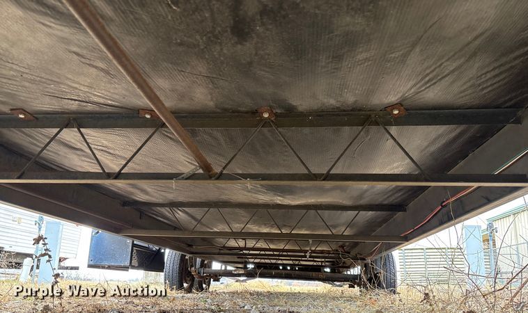 image for item FI1570 2005 Gulf Stream Cavalier camper