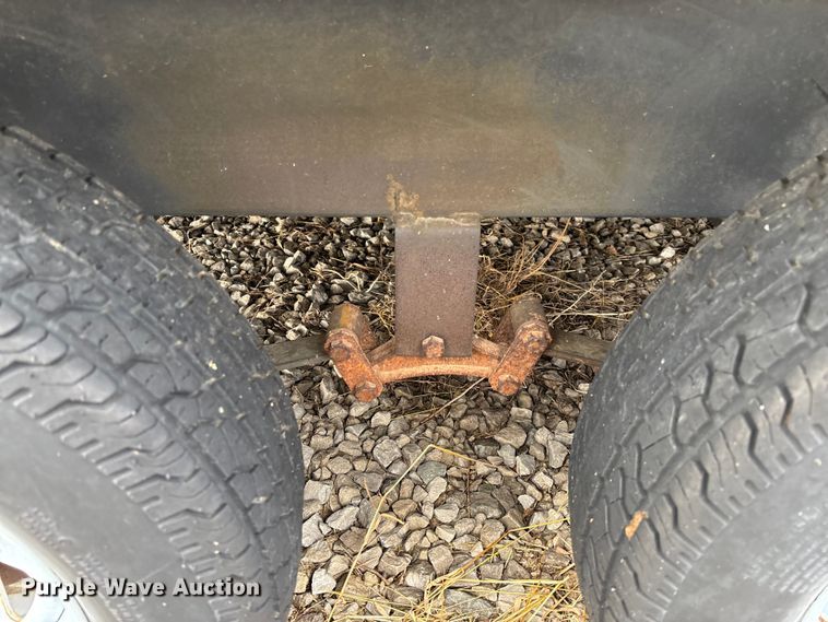 image for item FI1570 2005 Gulf Stream Cavalier camper