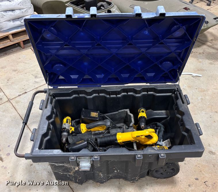 image for item FI1654 Tools