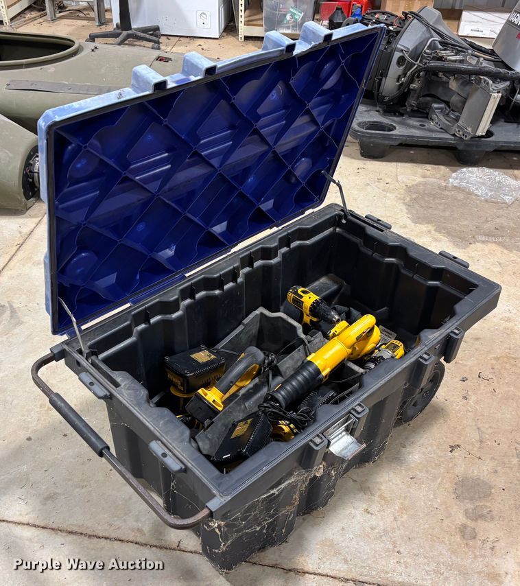 image for item FI1654 Tools