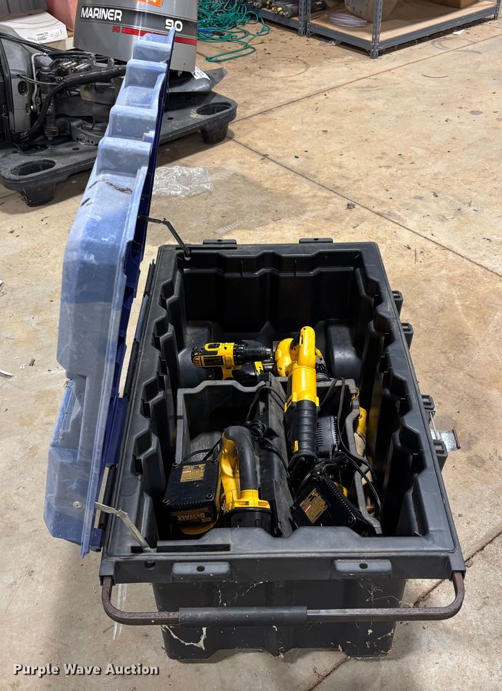 image for item FI1654 Tools