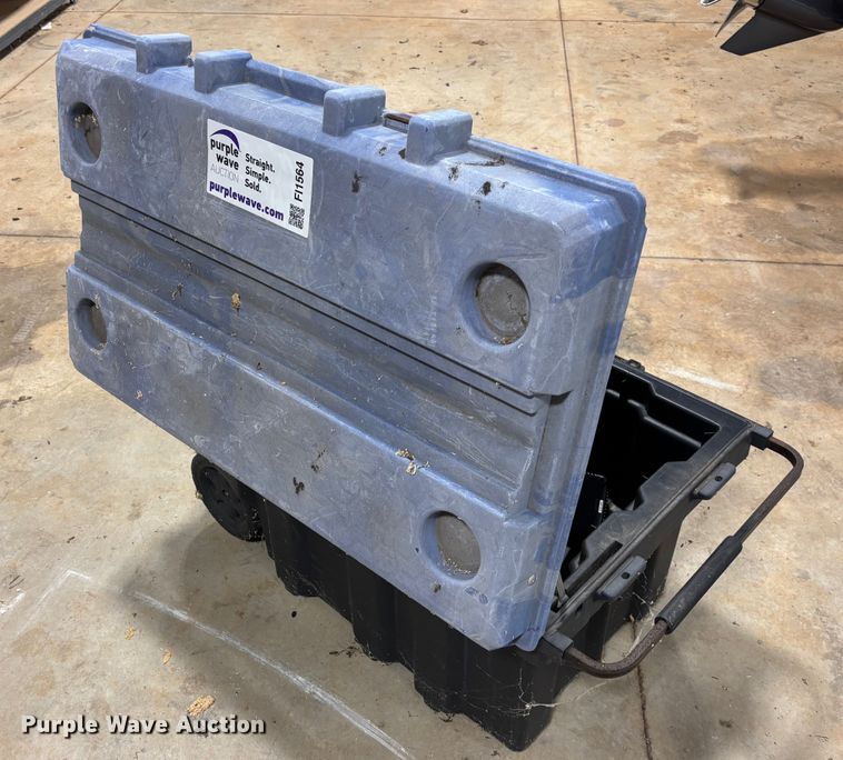 image for item FI1654 Tools