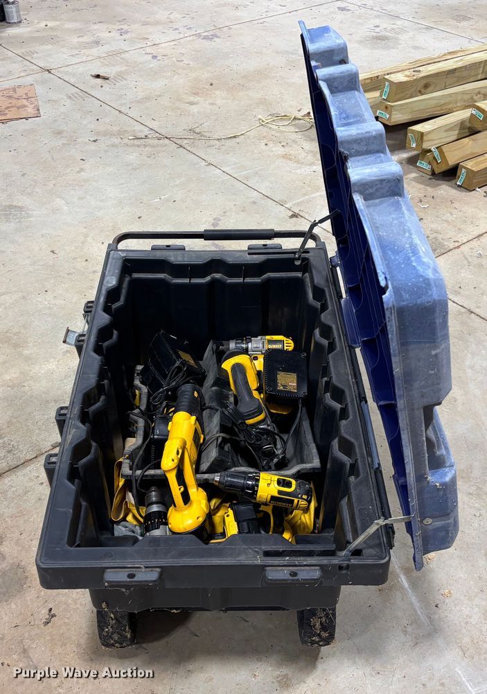 image for item FI1654 Tools