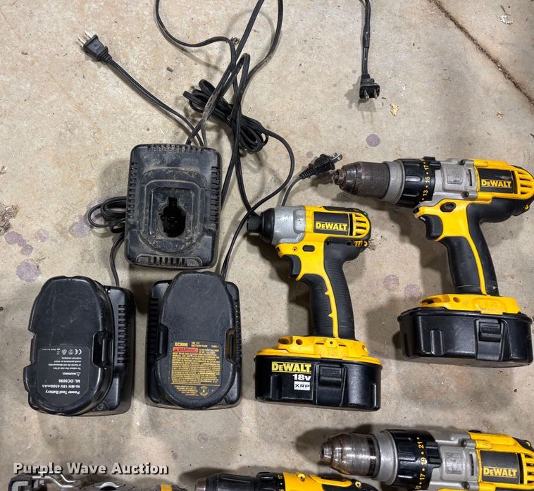 image for item FI1654 Tools