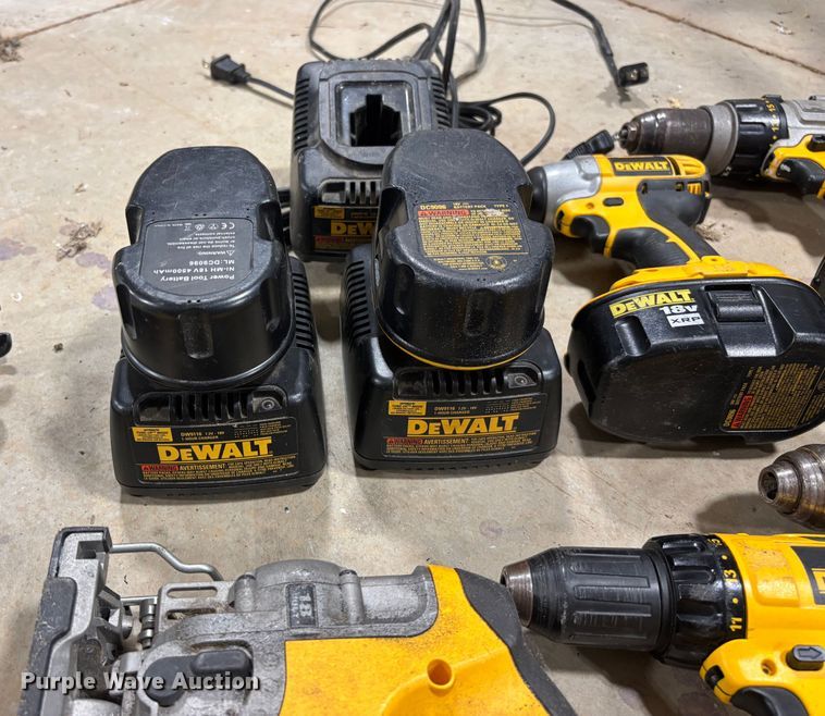 image for item FI1654 Tools