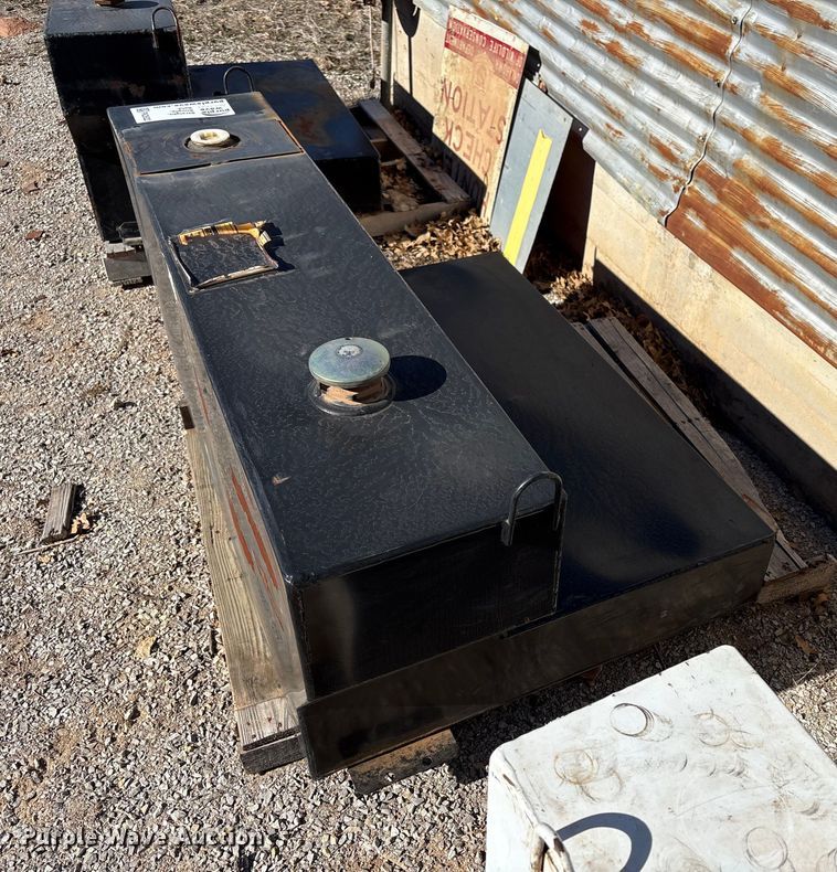 image for item FK2522 Better Built fuel tank