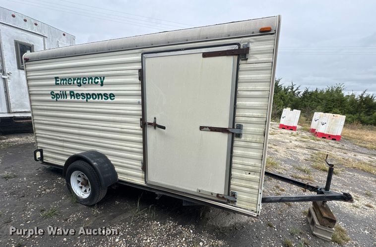 image for item DO2386 1993 Play-Mor enclosed cargo trailer