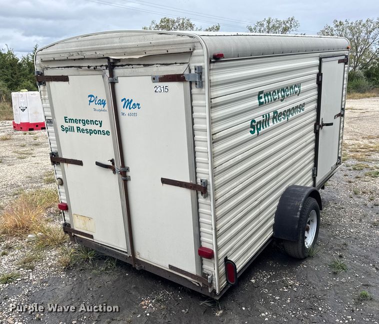 image for item DO2386 1993 Play-Mor enclosed cargo trailer