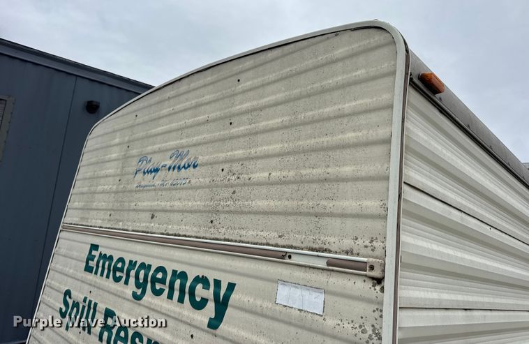 image for item DO2386 1993 Play-Mor enclosed cargo trailer