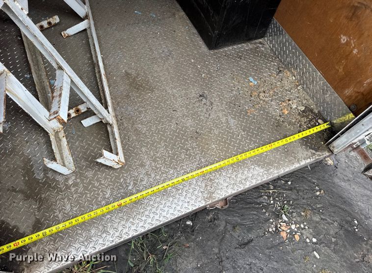 image for item DO2386 1993 Play-Mor enclosed cargo trailer