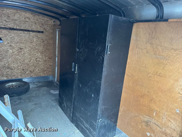 image for item DO2386 1993 Play-Mor enclosed cargo trailer