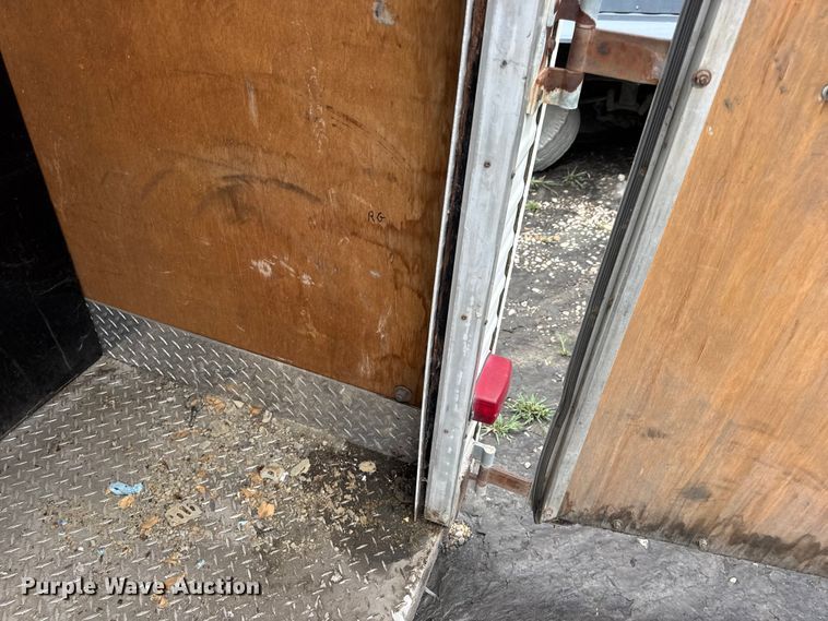 image for item DO2386 1993 Play-Mor enclosed cargo trailer