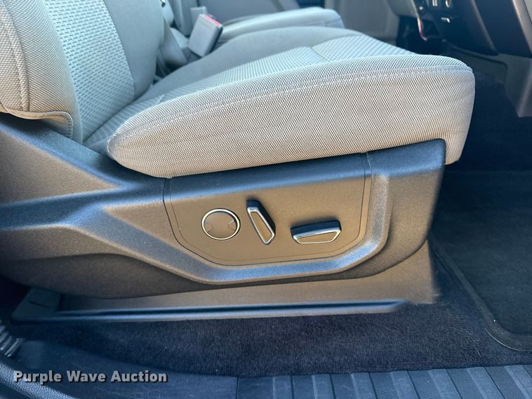 image for item DQ4191 2017 Ford F150 Ext. Cab pickup truck