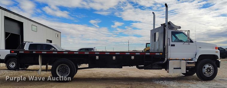 image for item DT0828 1995 Chevrolet Kodiak C6500 flatbed truck