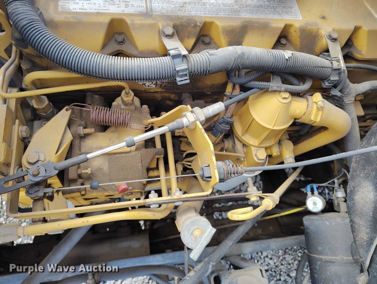 image for item DT0828 1995 Chevrolet Kodiak C6500 flatbed truck