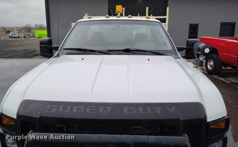 image for item DT0845 2009 Ford F350 Super Duty XL utility bed pickup truck