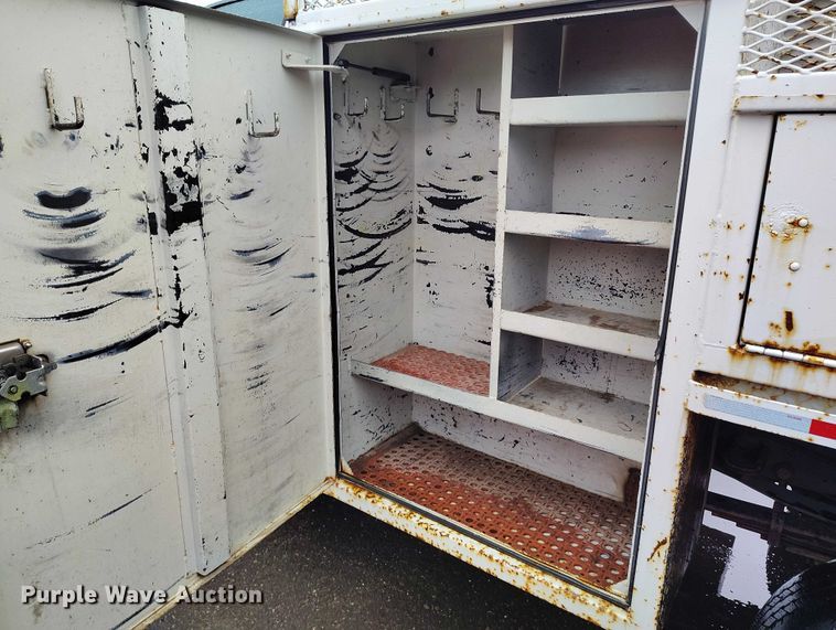 image for item DT0845 2009 Ford F350 Super Duty XL utility bed pickup truck