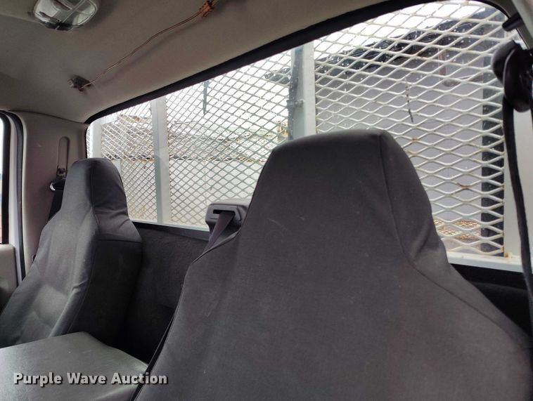 image for item DT0845 2009 Ford F350 Super Duty XL utility bed pickup truck