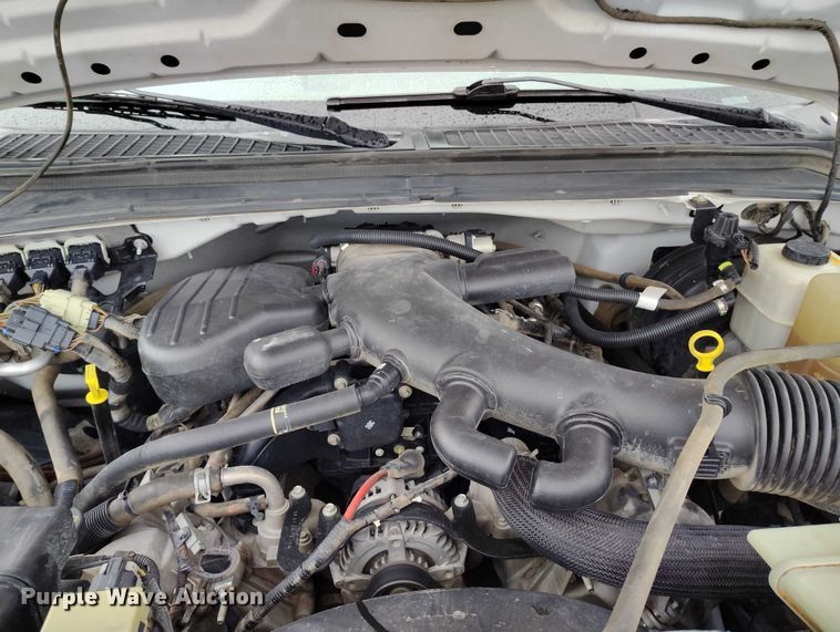 image for item DT0845 2009 Ford F350 Super Duty XL utility bed pickup truck