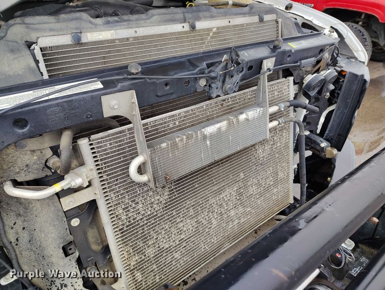 image for item DT0845 2009 Ford F350 Super Duty XL utility bed pickup truck